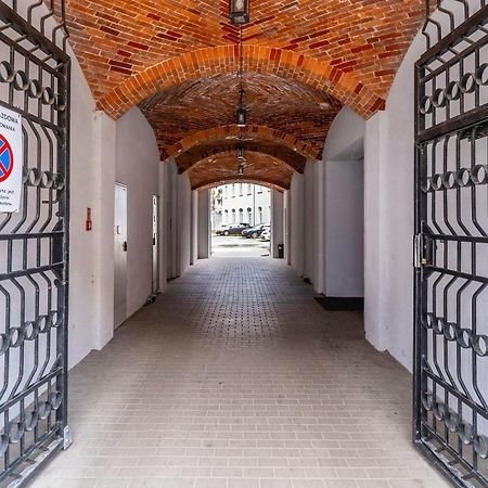 Apartament Z Osobna Sypialnia W Pieknej Kamienicy W Centrum Vratislav Exteriér fotografie